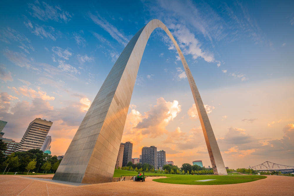 Downtown,St.,Louis,,Missouri,,Usa,Viewed,From,Below,The,Arch. St. Louis Arch